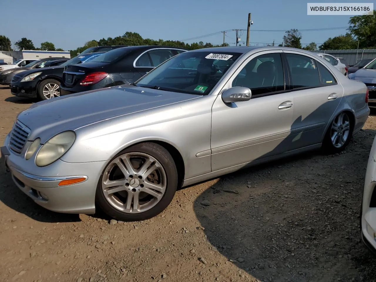 2005 Mercedes-Benz E 500 4Matic VIN: WDBUF83J15X166186 Lot: 70087504