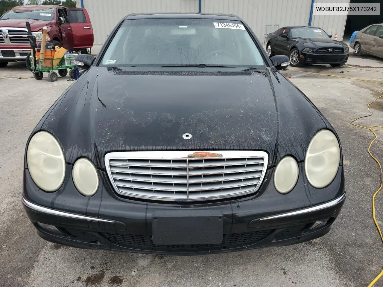 WDBUF82J75X173242 2005 Mercedes-Benz E 320 4Matic