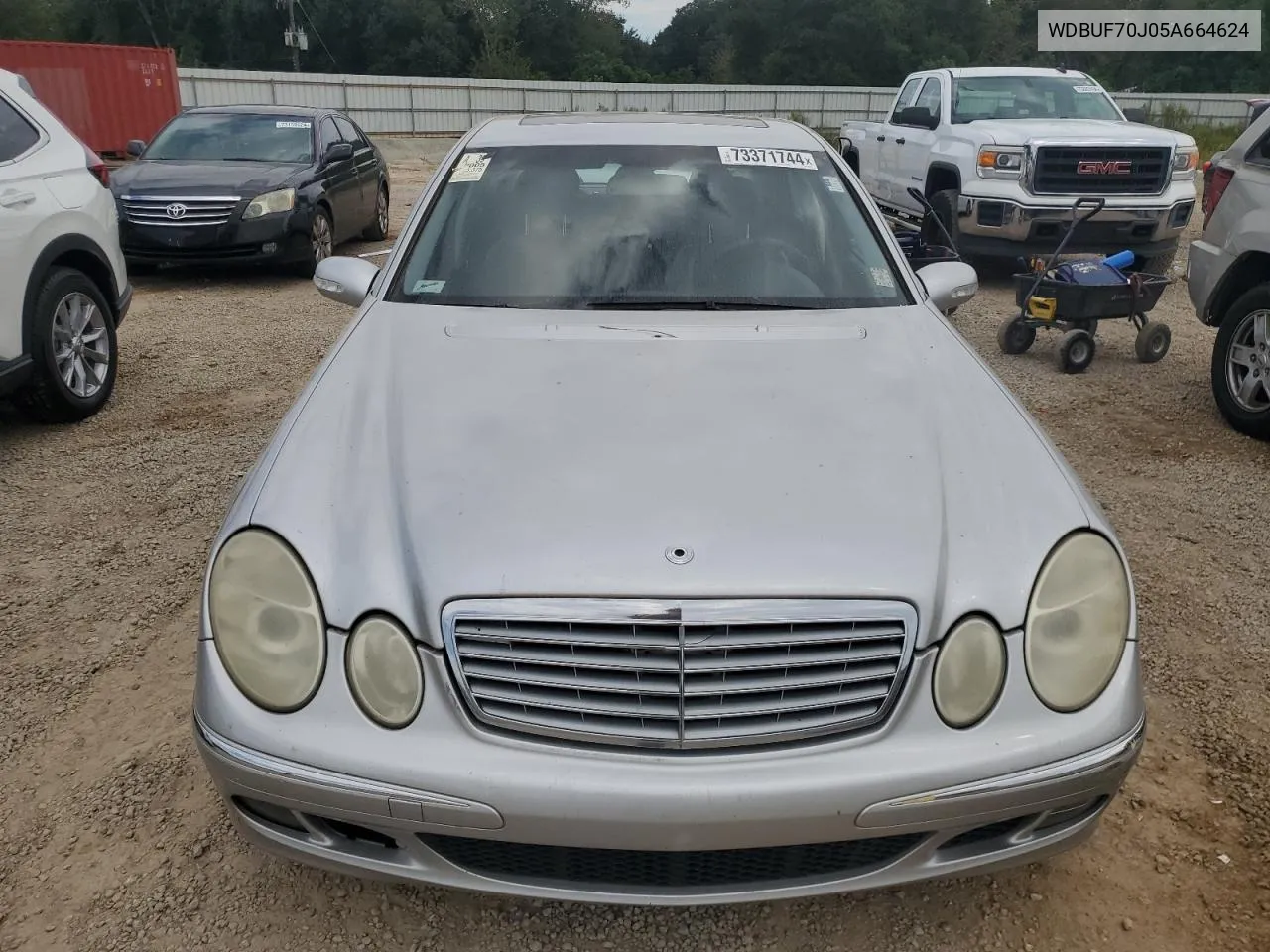 2005 Mercedes-Benz E 500 VIN: WDBUF70J05A664624 Lot: 73371744