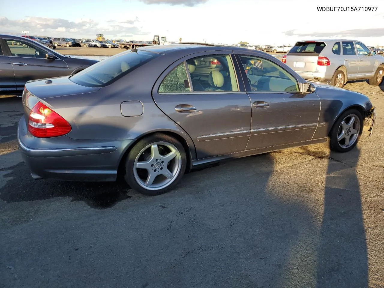 2005 Mercedes-Benz E 500 VIN: WDBUF70J15A710977 Lot: 80287684