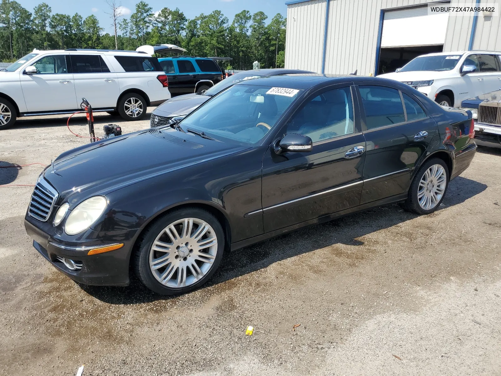 2007 Mercedes-Benz E 550 VIN: WDBUF72X47A984422 Lot: 67832944