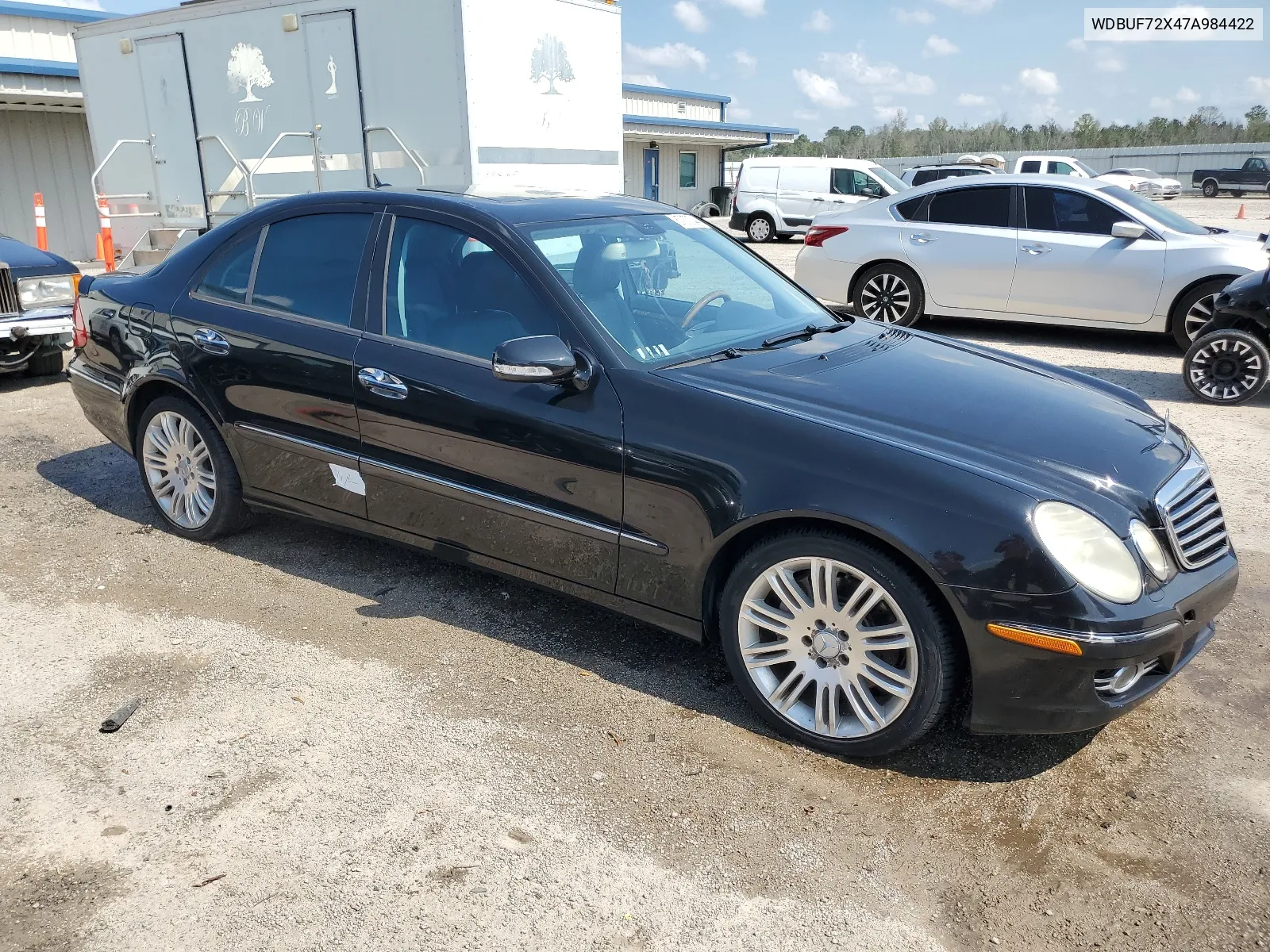 2007 Mercedes-Benz E 550 VIN: WDBUF72X47A984422 Lot: 67832944