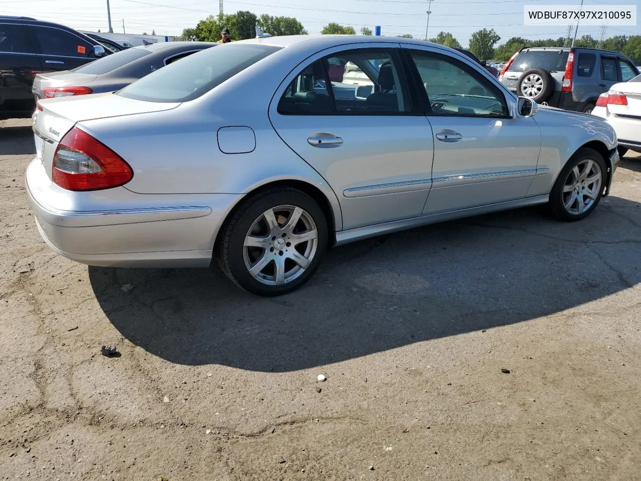 2007 Mercedes-Benz E 350 4Matic VIN: WDBUF87X97X210095 Lot: 68279504