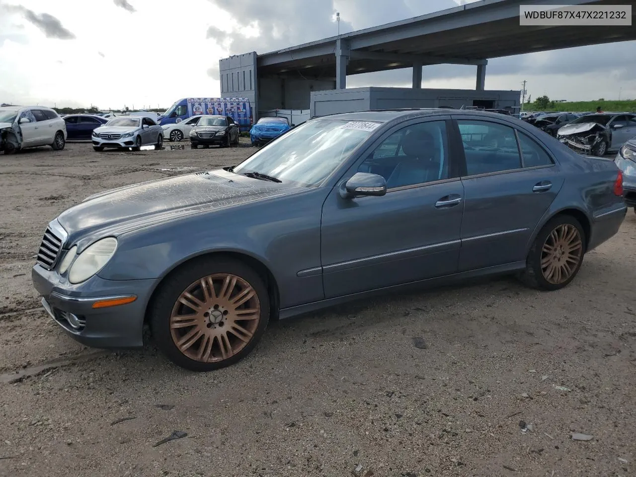 2007 Mercedes-Benz E 350 4Matic VIN: WDBUF87X47X221232 Lot: 69778644