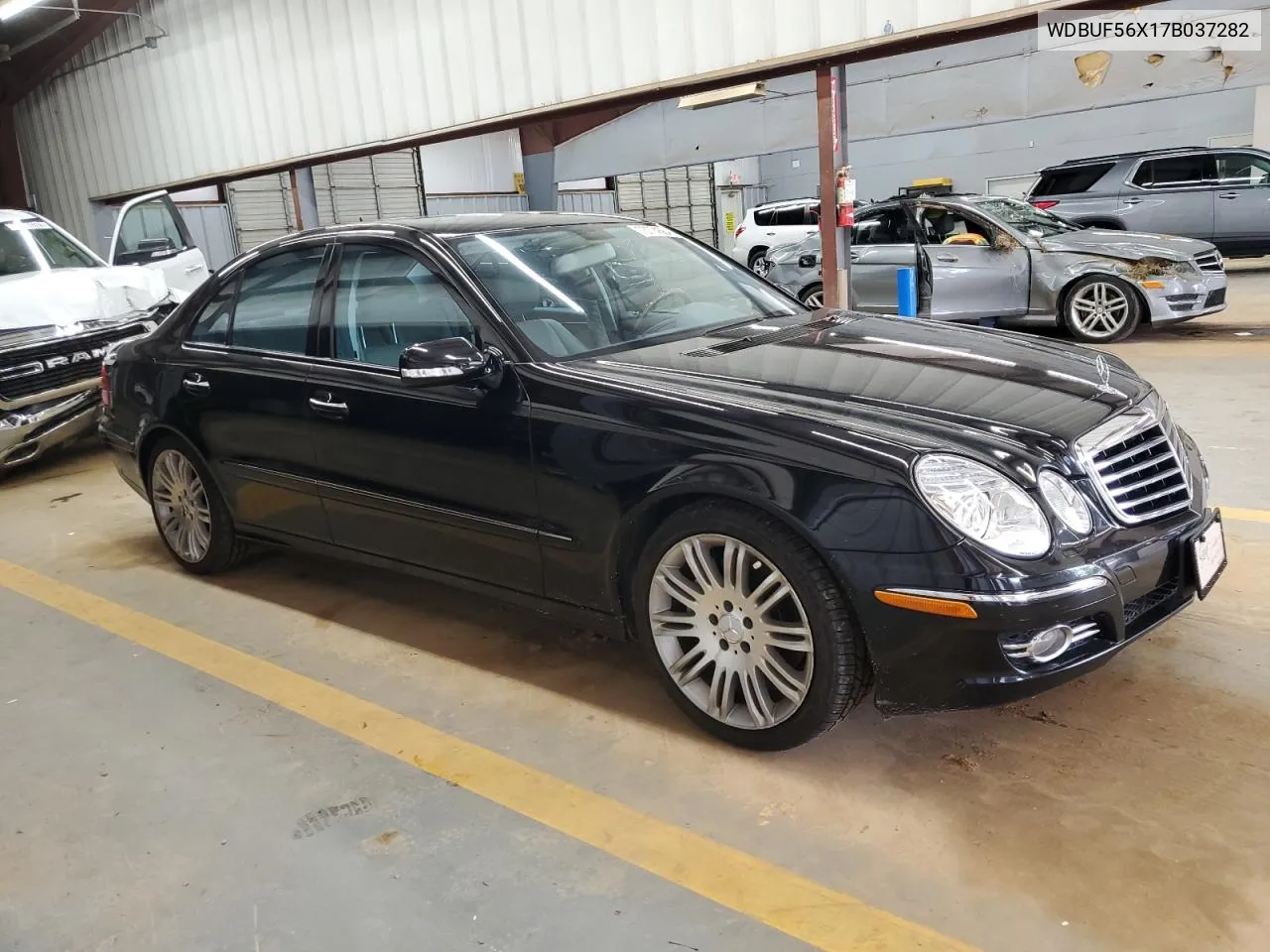 2007 Mercedes-Benz E 350 VIN: WDBUF56X17B037282 Lot: 73774564