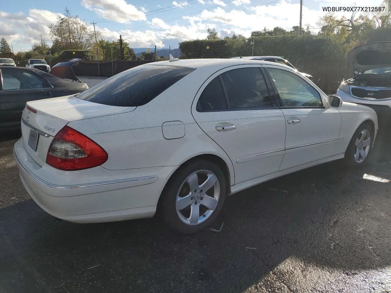 2007 Mercedes-Benz E 550 4Matic VIN: WDBUF90X77X212587 Lot: 79753664