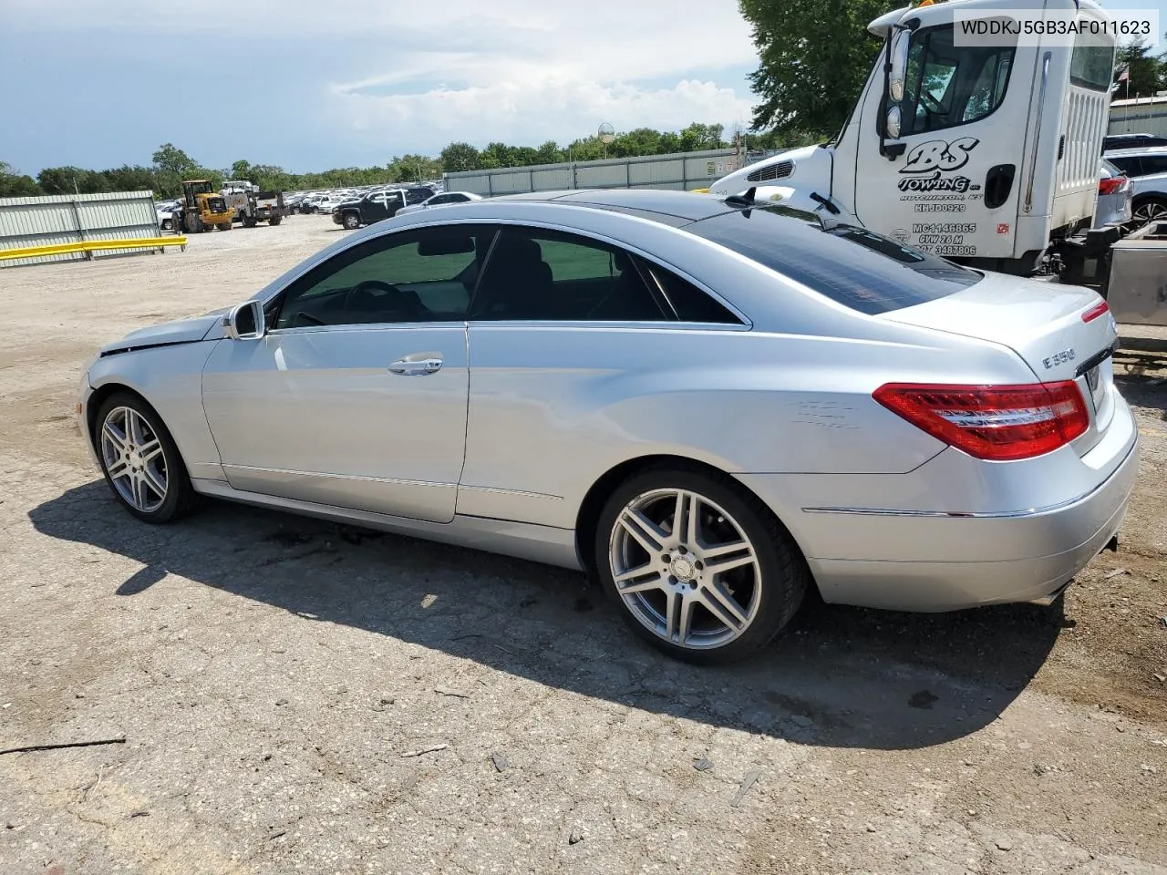 2010 Mercedes-Benz E 350 VIN: WDDKJ5GB3AF011623 Lot: 67710114