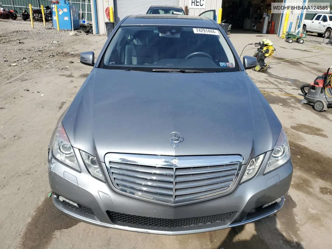 2010 Mercedes-Benz E 350 4Matic VIN: WDDHF8HB4AA124585 Lot: 74291444