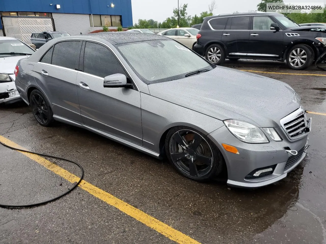 2011 Mercedes-Benz E 550 4Matic VIN: WDDHF9AB2BA324866 Lot: 60155694