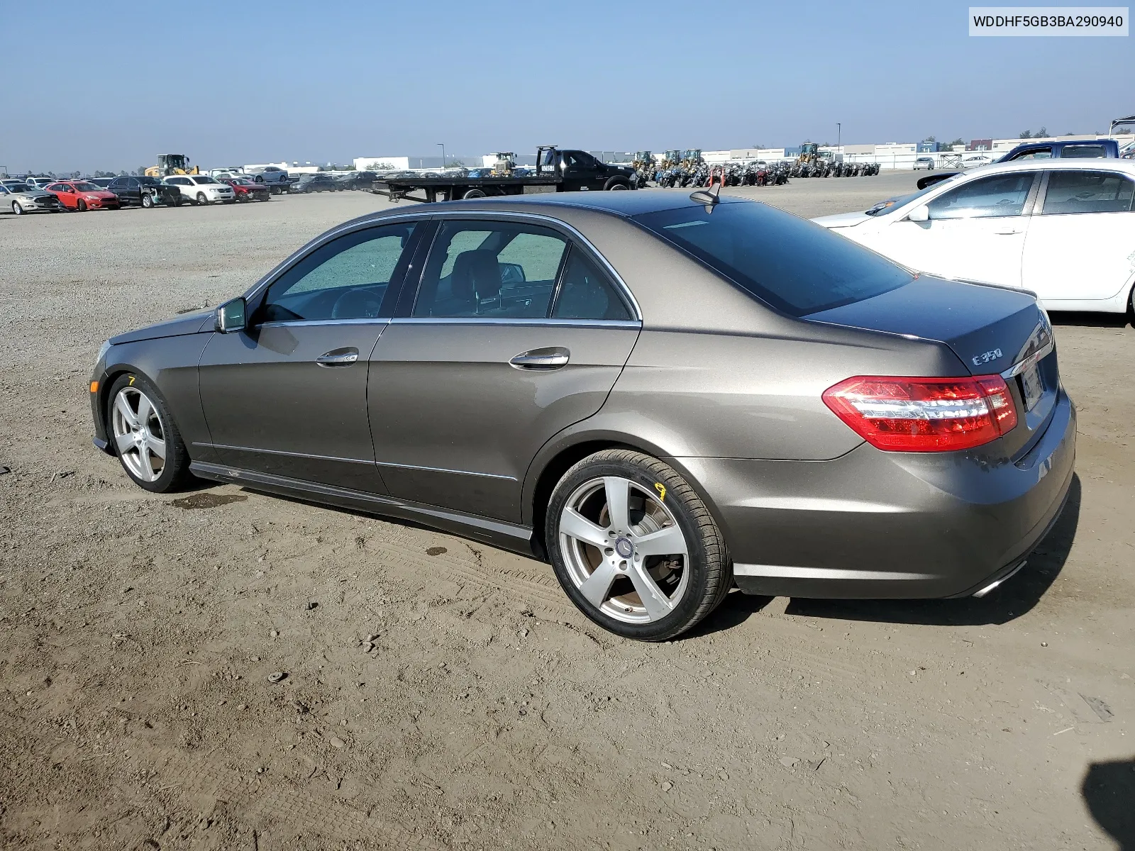 2011 Mercedes-Benz E 350 VIN: WDDHF5GB3BA290940 Lot: 67081484