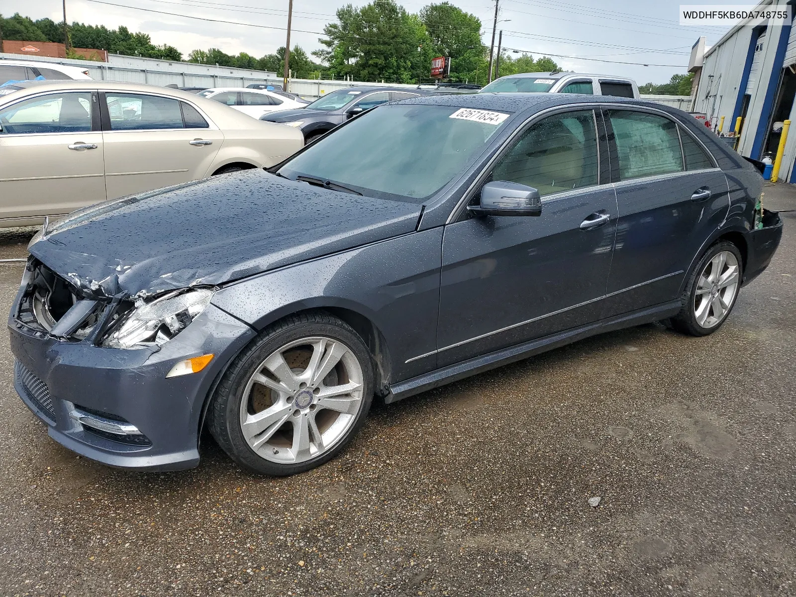 2013 Mercedes-Benz E 350 VIN: WDDHF5KB6DA748755 Lot: 62671854