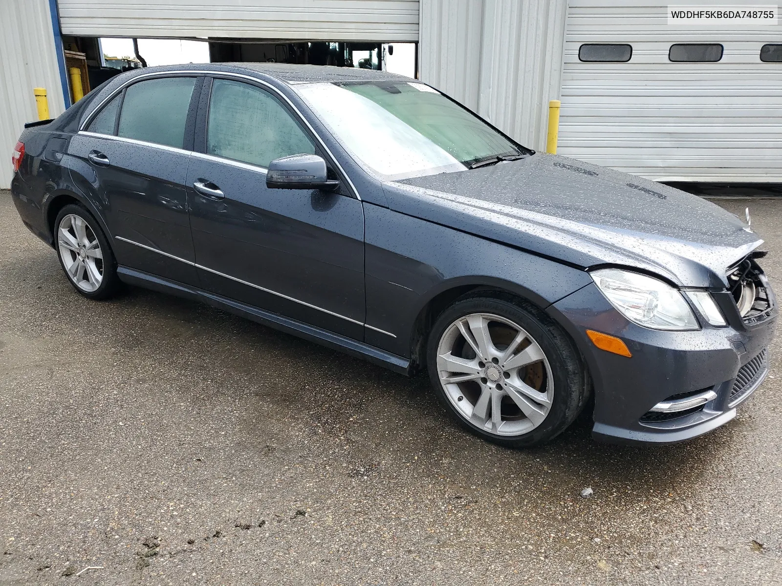 2013 Mercedes-Benz E 350 VIN: WDDHF5KB6DA748755 Lot: 62671854