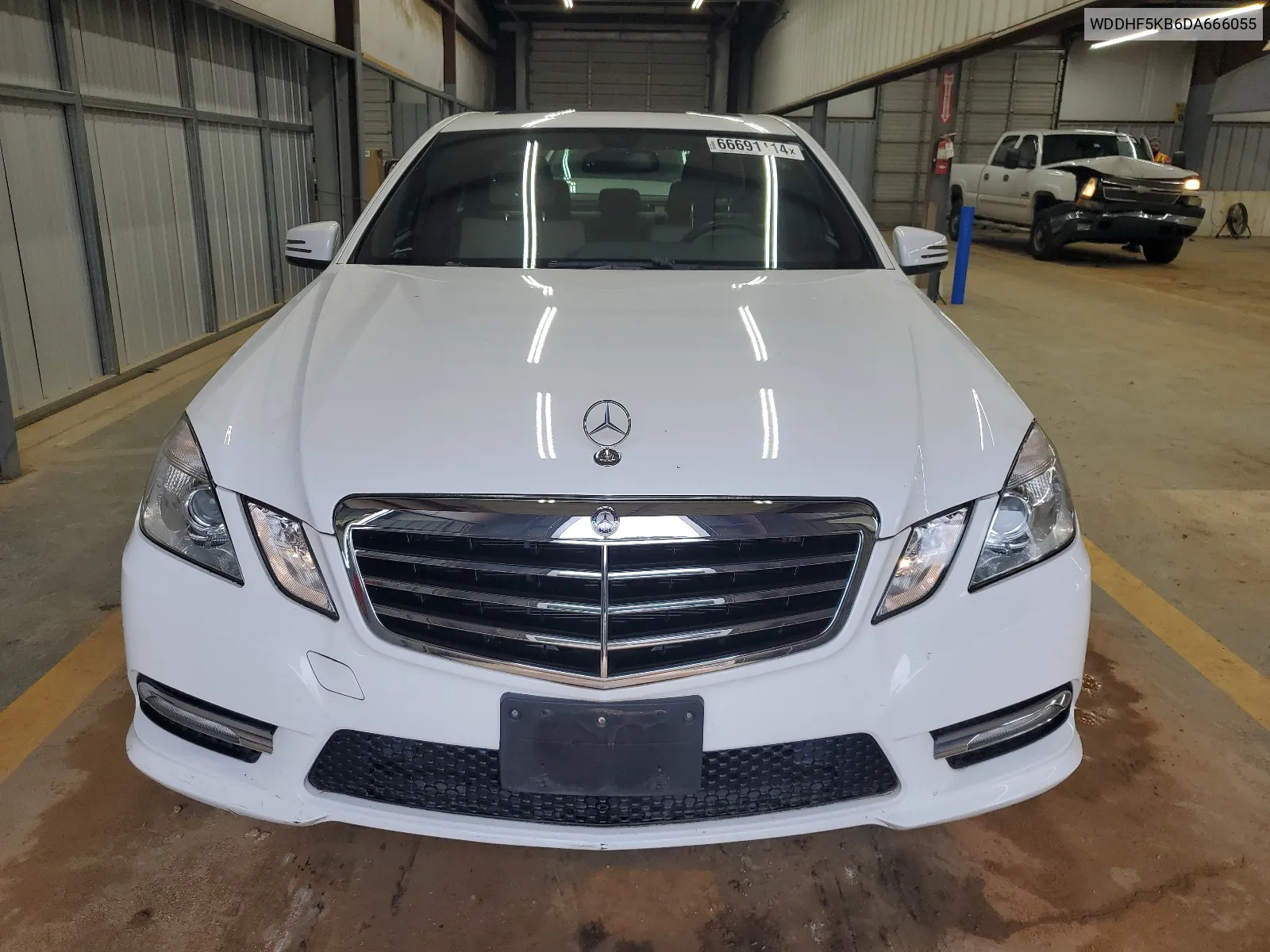 2013 Mercedes-Benz E 350 VIN: WDDHF5KB6DA666055 Lot: 66691114