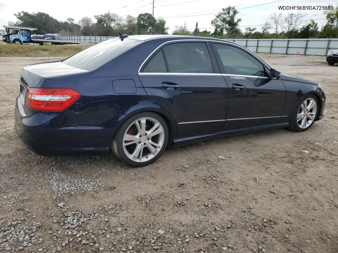 2013 Mercedes-Benz E 350 VIN: WDDHF5KB9DA725681 Lot: 70788704