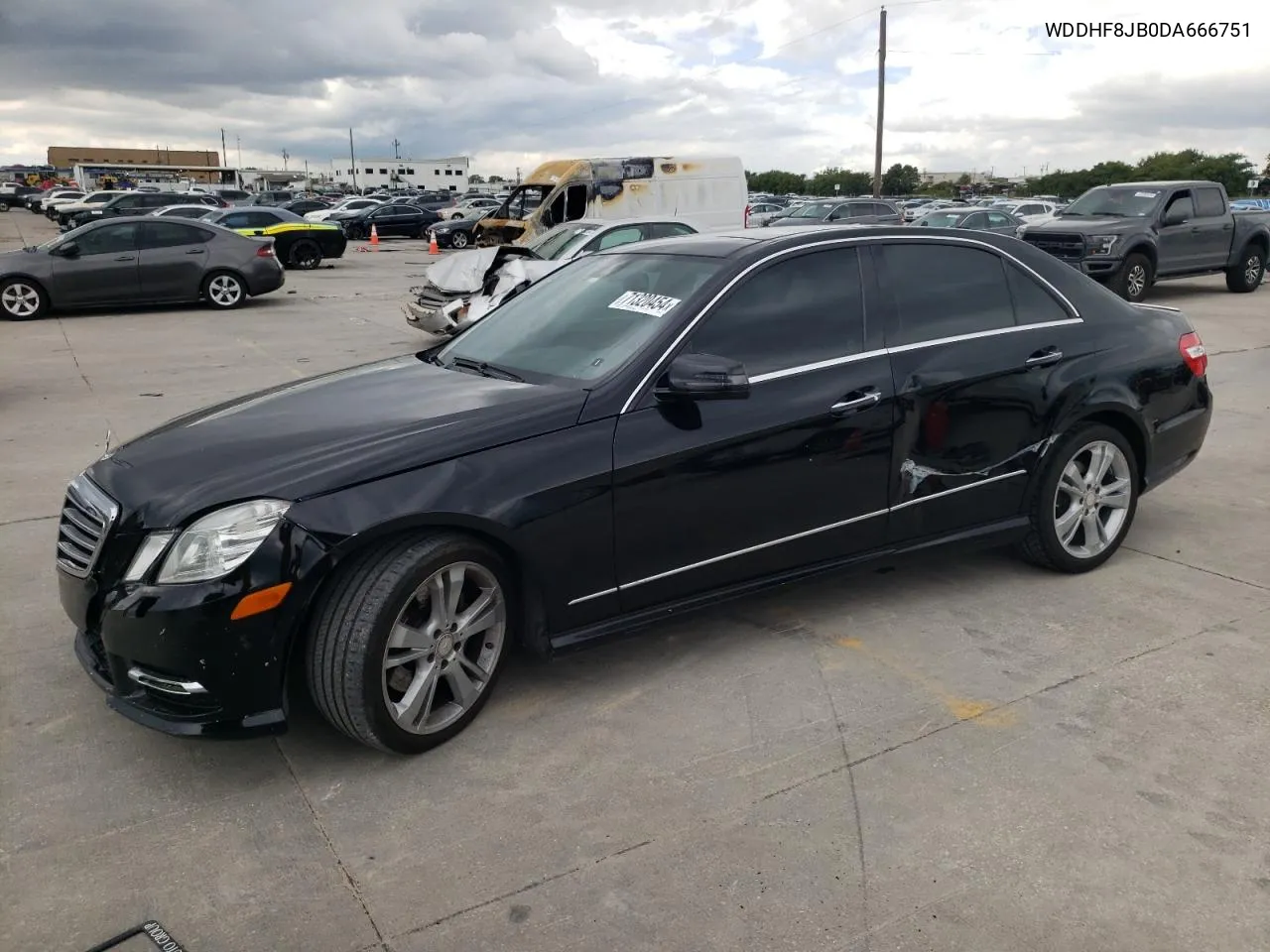 2013 Mercedes-Benz E 350 4Matic VIN: WDDHF8JB0DA666751 Lot: 71320454