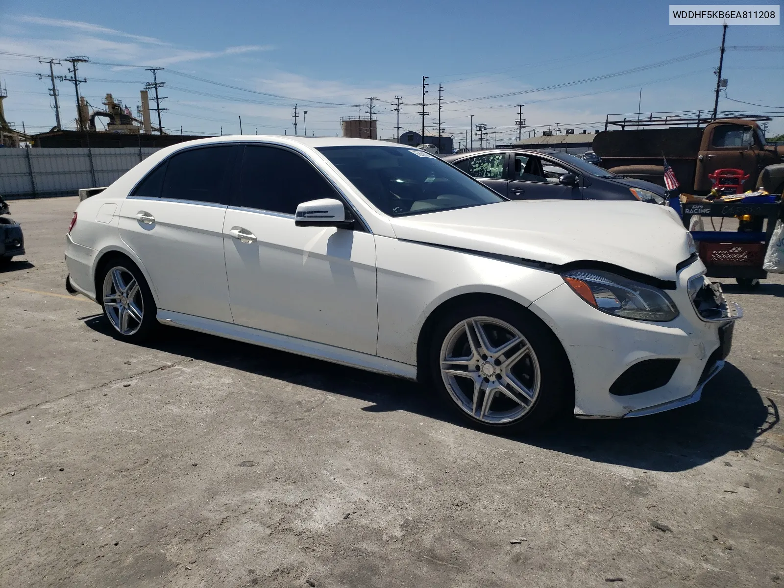 2014 Mercedes-Benz E 350 VIN: WDDHF5KB6EA811208 Lot: 65854624