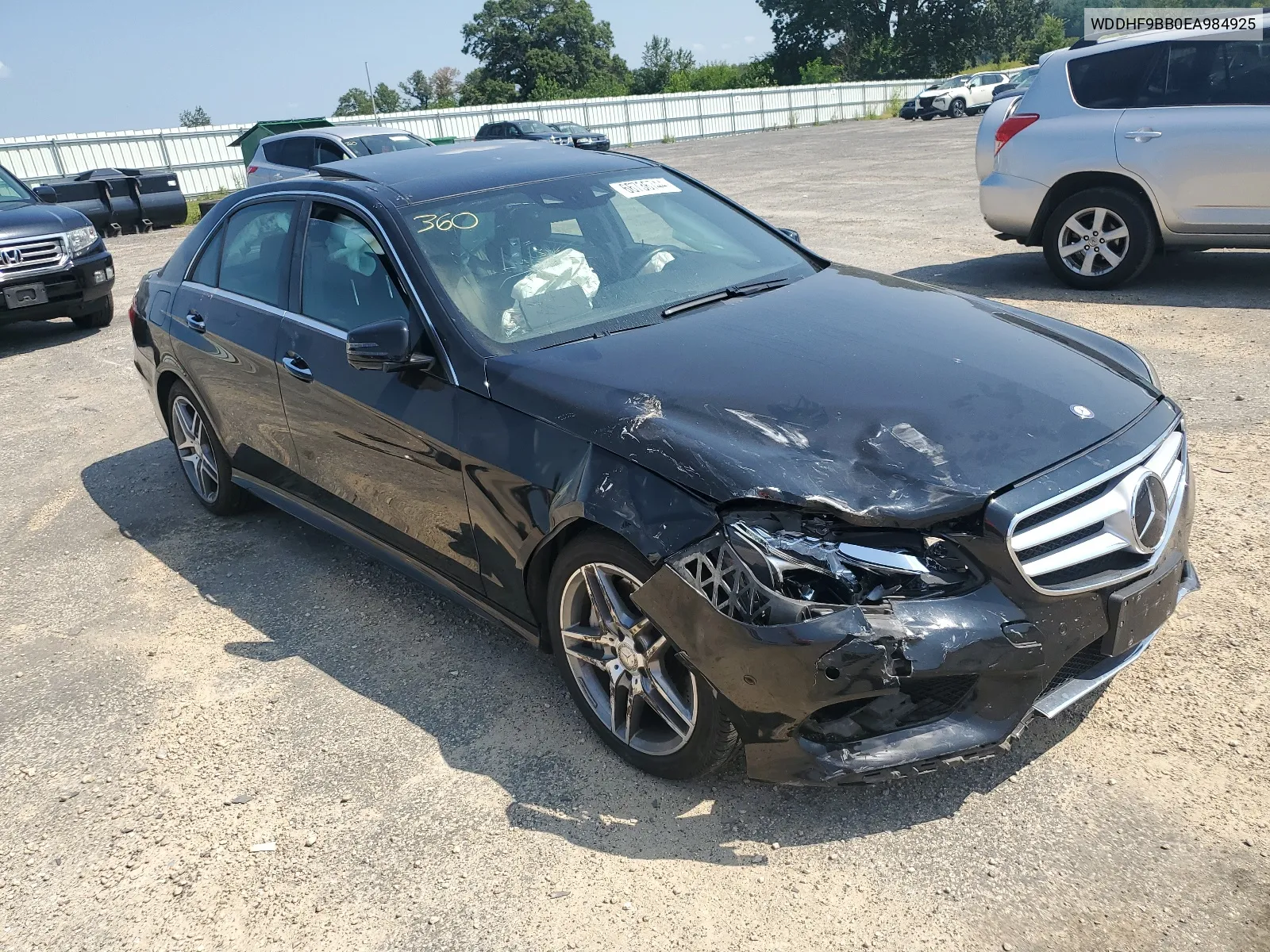 2014 Mercedes-Benz E 550 4Matic VIN: WDDHF9BB0EA984925 Lot: 66736744