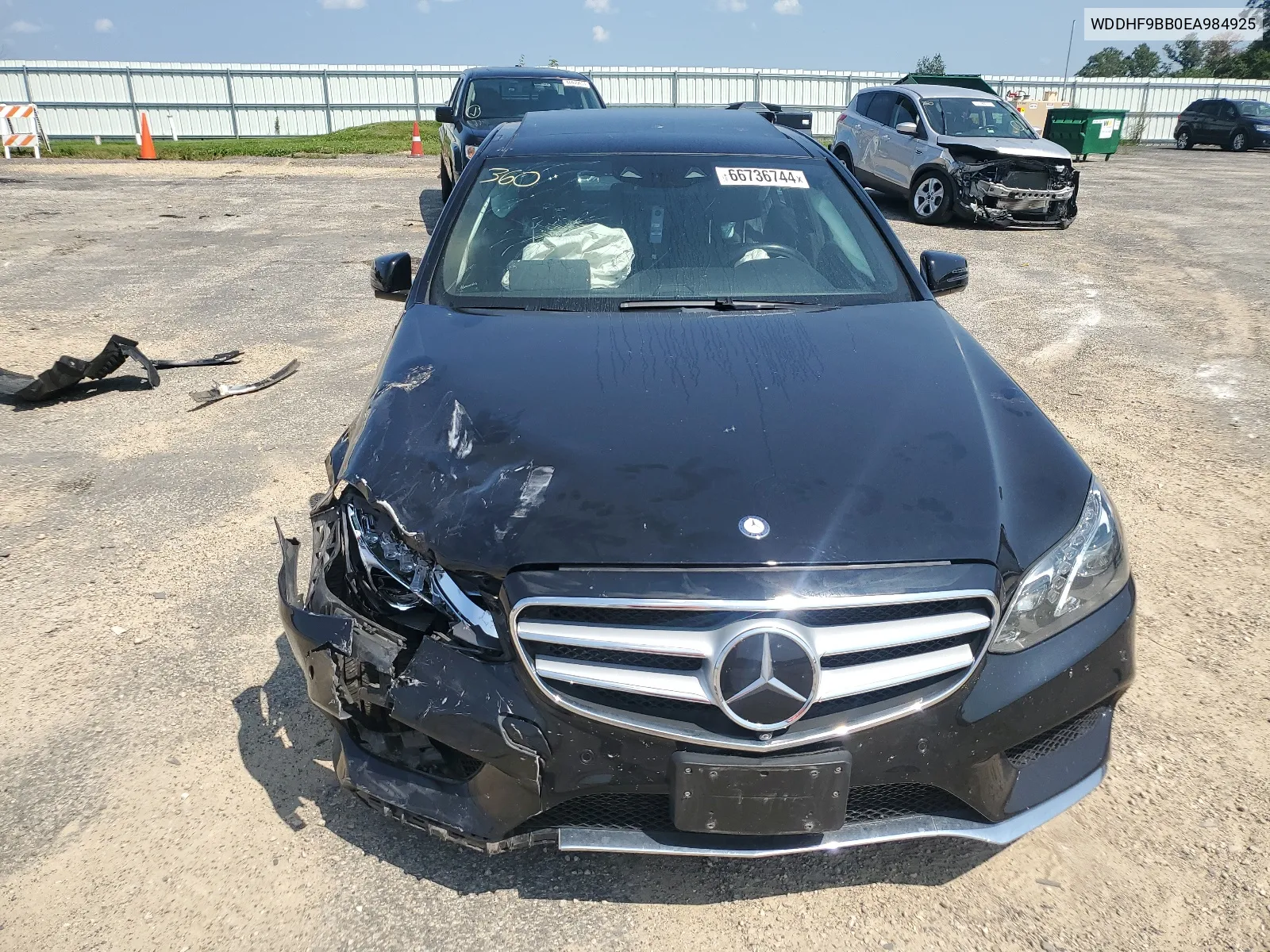 2014 Mercedes-Benz E 550 4Matic VIN: WDDHF9BB0EA984925 Lot: 66736744