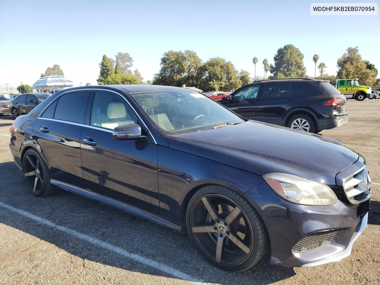 2014 Mercedes-Benz E 350 VIN: WDDHF5KB2EB070954 Lot: 73042054