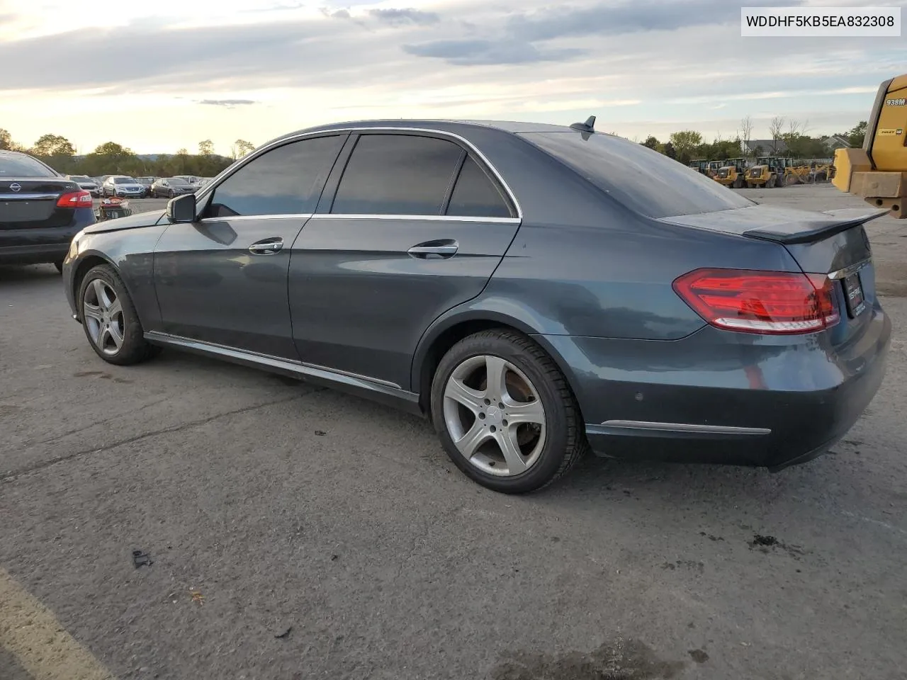 2014 Mercedes-Benz E 350 VIN: WDDHF5KB5EA832308 Lot: 75216024