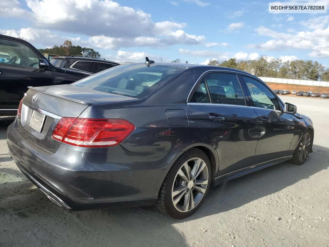 2014 Mercedes-Benz E 350 VIN: WDDHF5KB7EA782088 Lot: 75671614