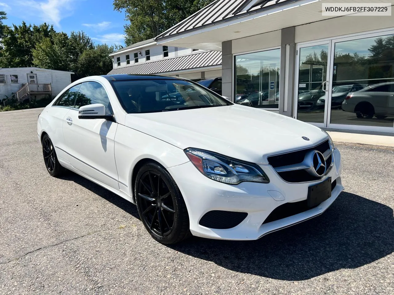 2015 Mercedes-Benz E 400 VIN: WDDKJ6FB2FF307229 Lot: 70142514