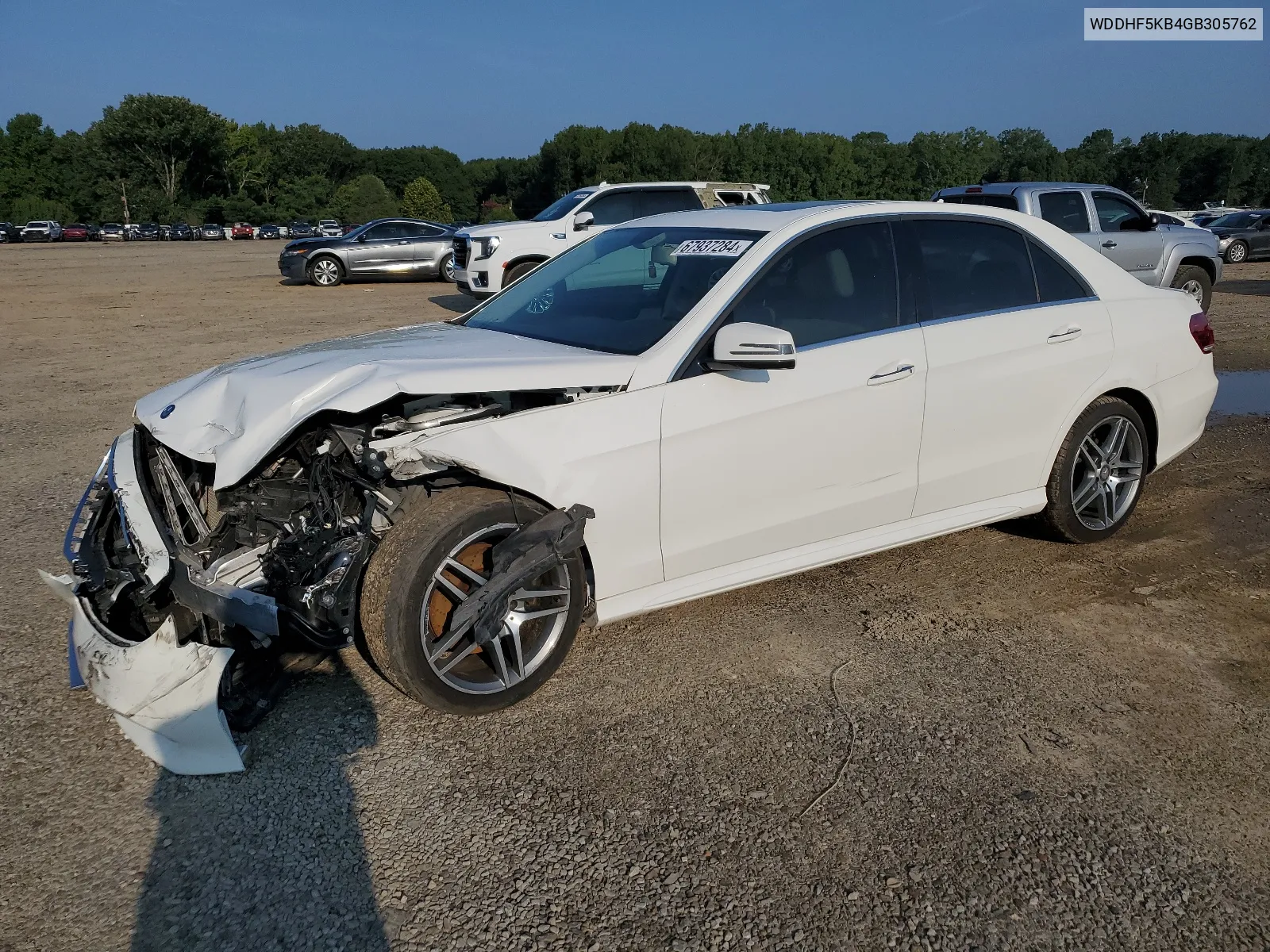 2016 Mercedes-Benz E 350 VIN: WDDHF5KB4GB305762 Lot: 67937284