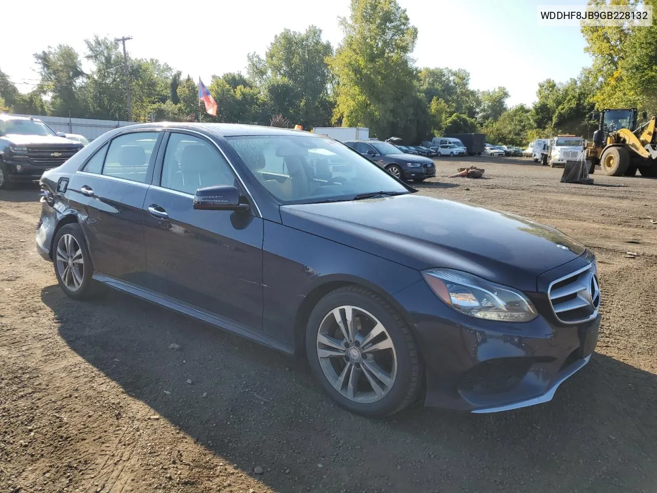 2016 Mercedes-Benz E 350 4Matic VIN: WDDHF8JB9GB228132 Lot: 68652274