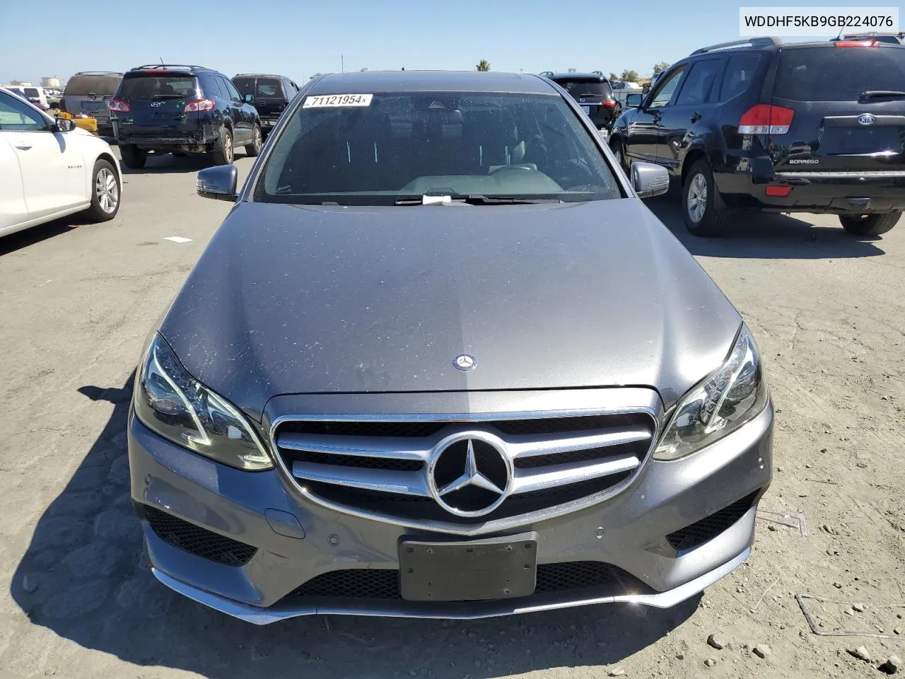 2016 Mercedes-Benz E 350 VIN: WDDHF5KB9GB224076 Lot: 71121954