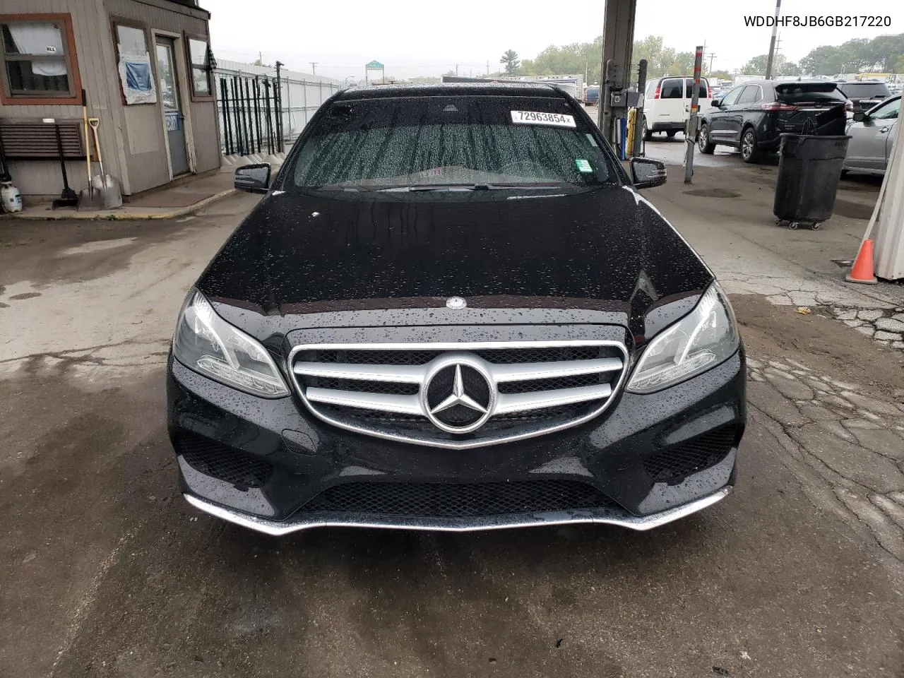 2016 Mercedes-Benz E 350 4Matic VIN: WDDHF8JB6GB217220 Lot: 72963854