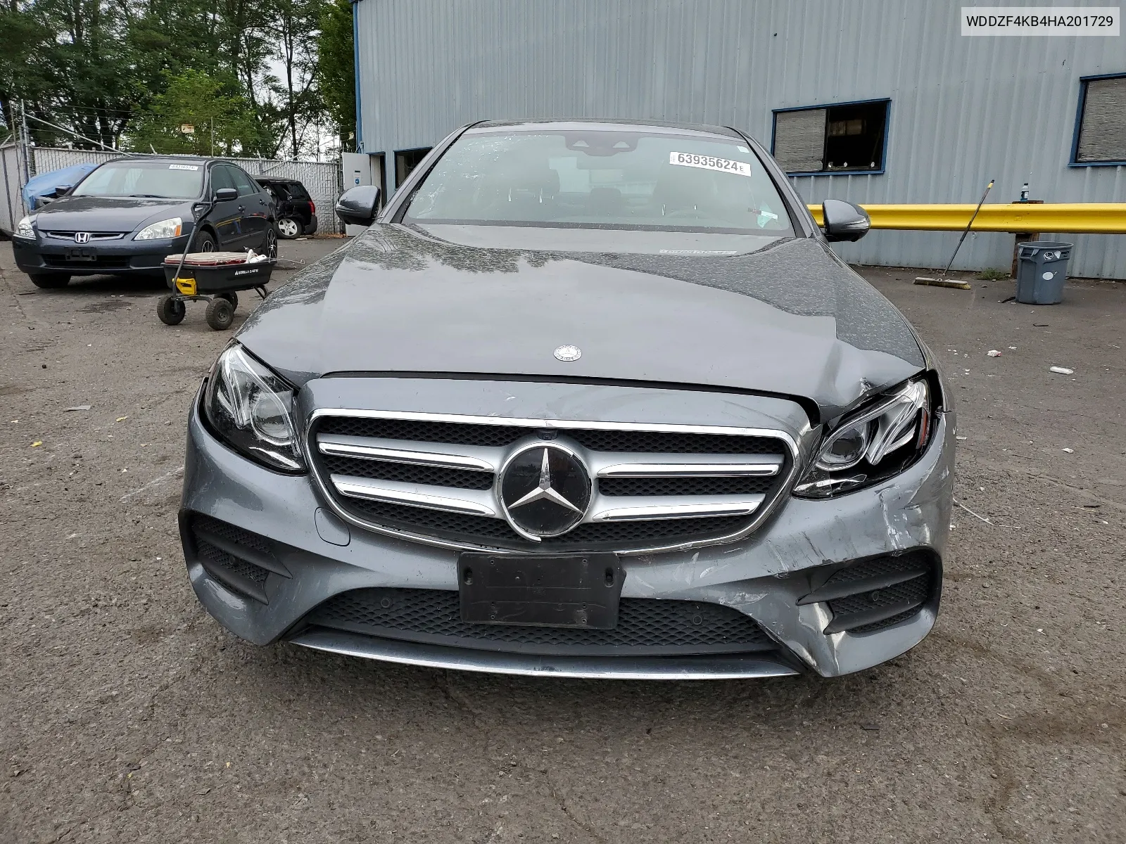 2017 Mercedes-Benz E 300 4Matic VIN: WDDZF4KB4HA201729 Lot: 63935624