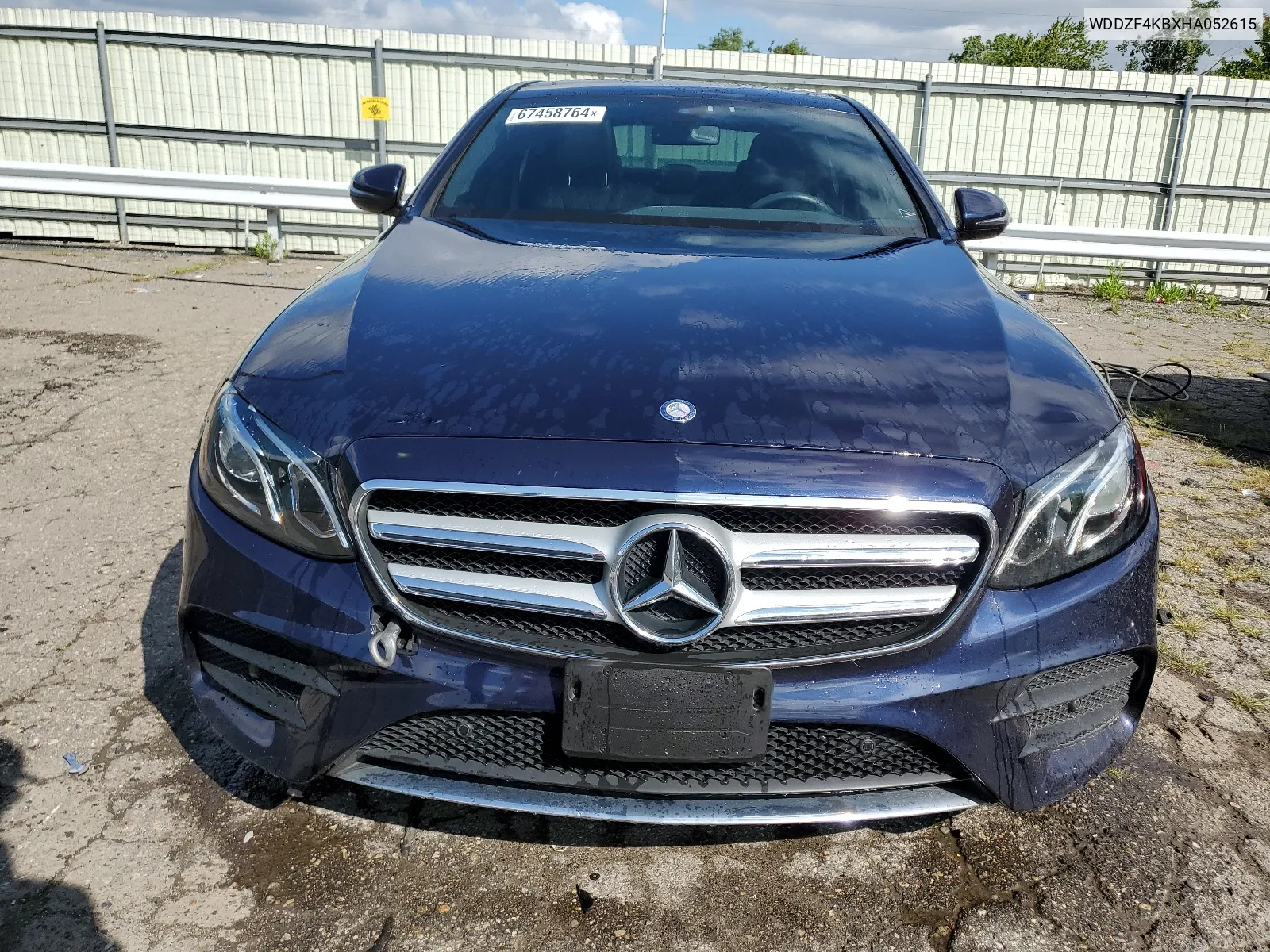 2017 Mercedes-Benz E 300 4Matic VIN: WDDZF4KBXHA052615 Lot: 67458764