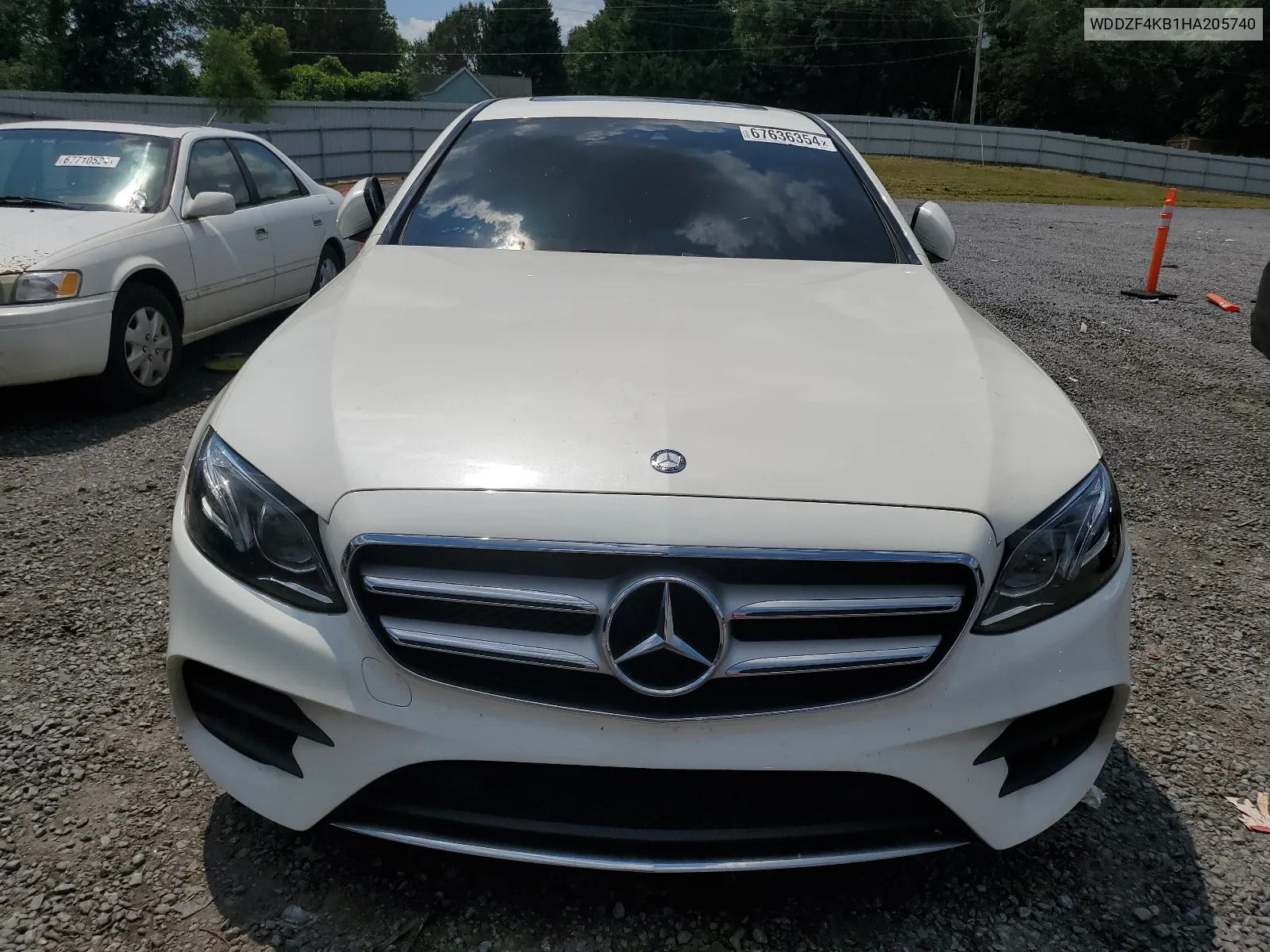 2017 Mercedes-Benz E 300 4Matic VIN: WDDZF4KB1HA205740 Lot: 67636354