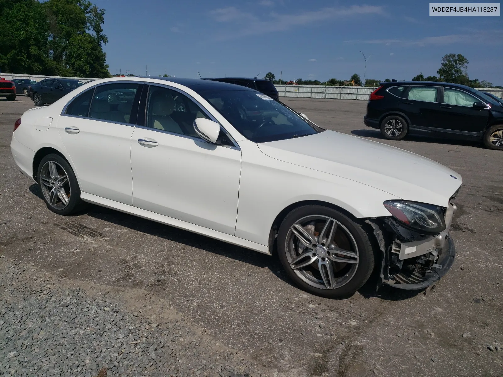 2017 Mercedes-Benz E 300 VIN: WDDZF4JB4HA118237 Lot: 68105304