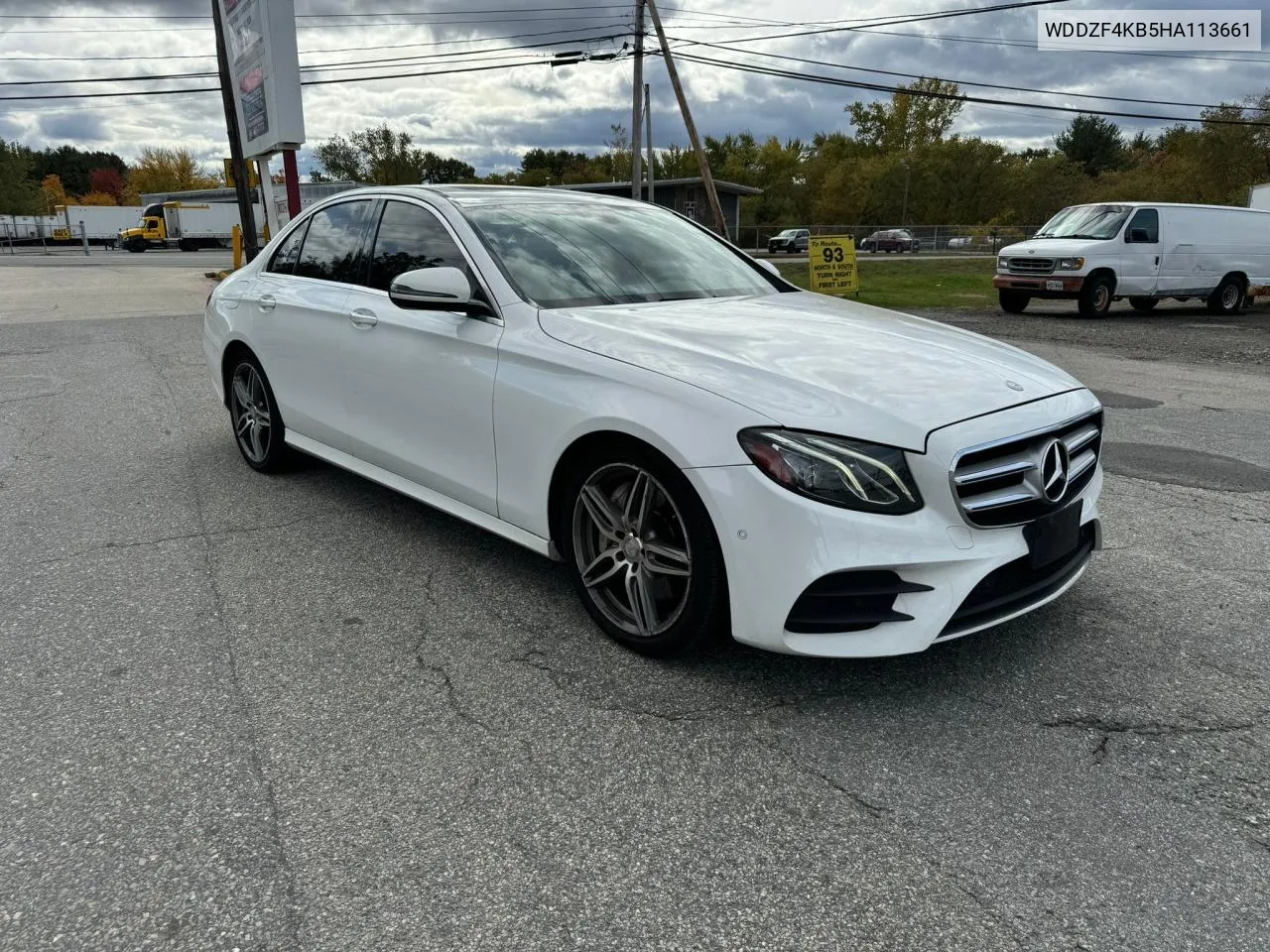 2017 Mercedes-Benz E 300 4Matic VIN: WDDZF4KB5HA113661 Lot: 76625254