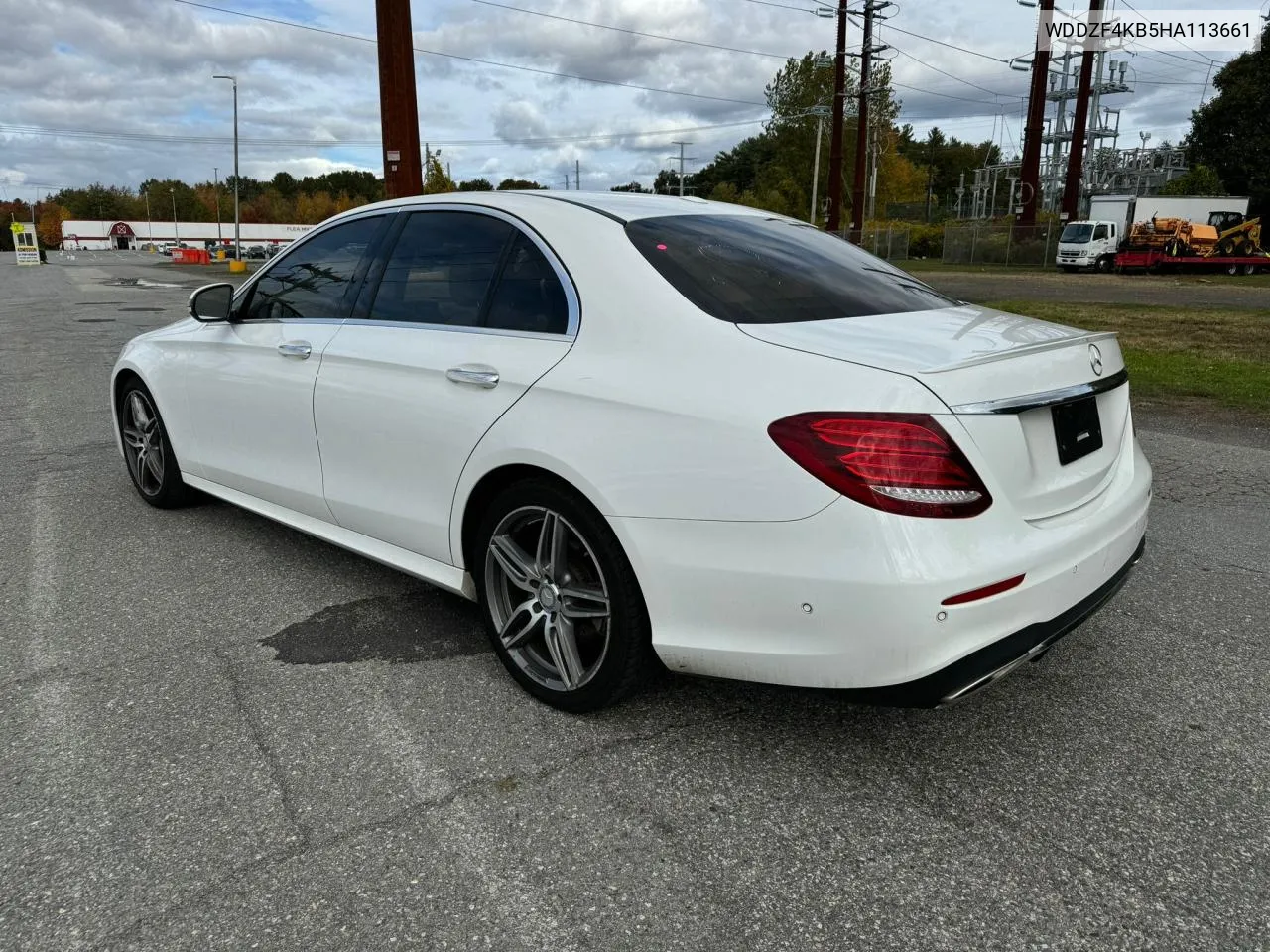 2017 Mercedes-Benz E 300 4Matic VIN: WDDZF4KB5HA113661 Lot: 76625254