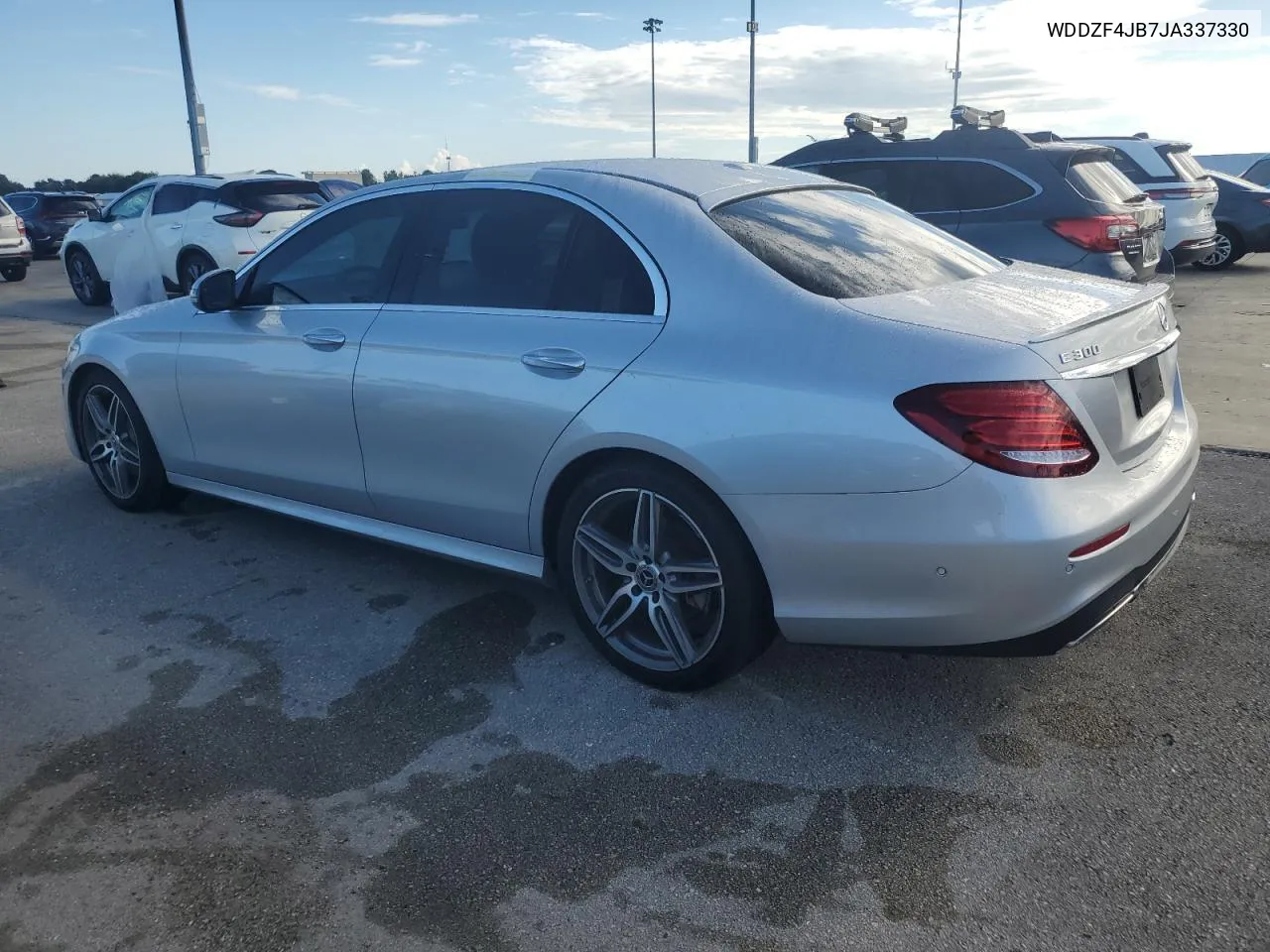 2018 Mercedes-Benz E 300 VIN: WDDZF4JB7JA337330 Lot: 74371454