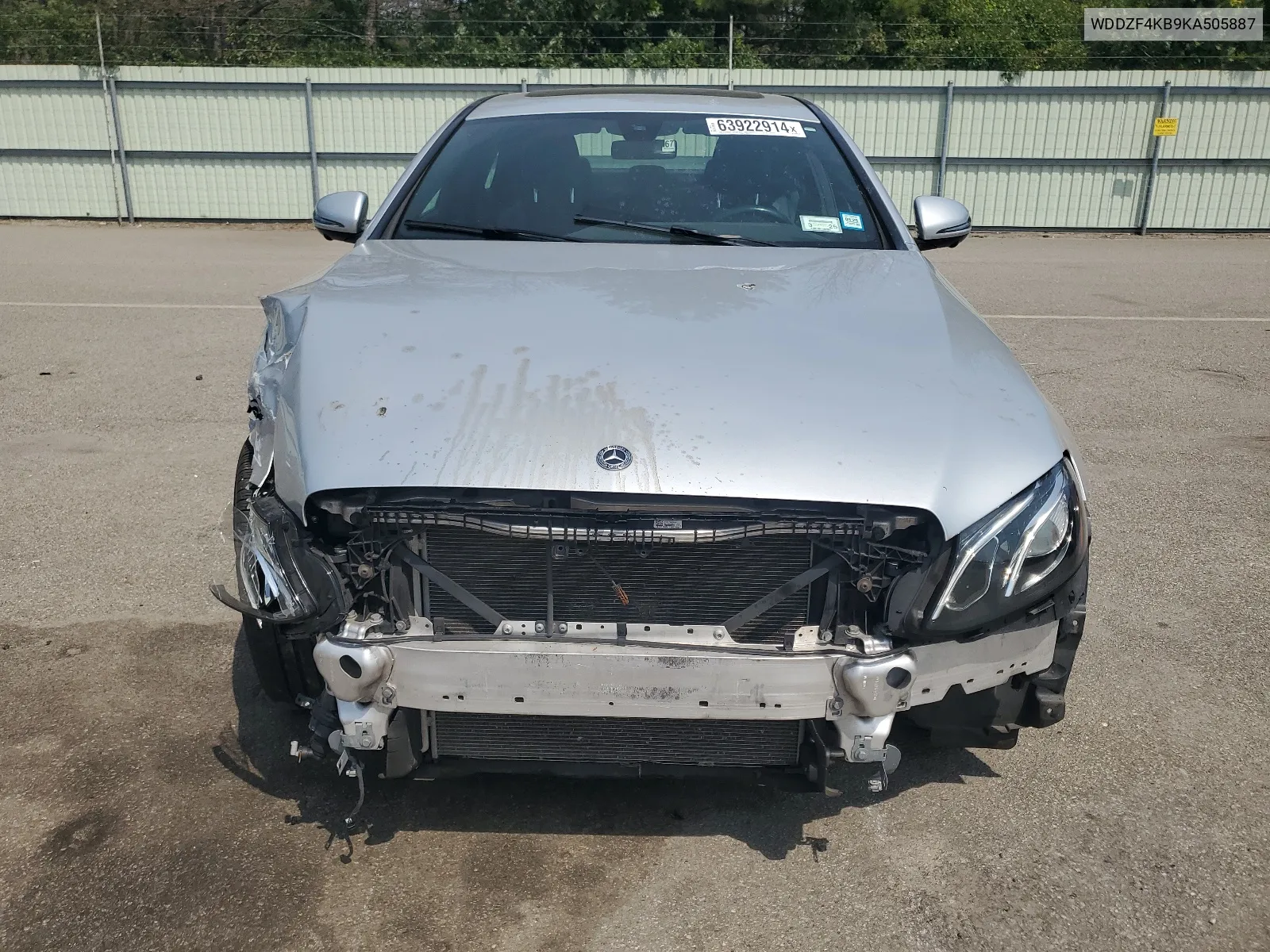 2019 Mercedes-Benz E 300 4Matic VIN: WDDZF4KB9KA505887 Lot: 63922914