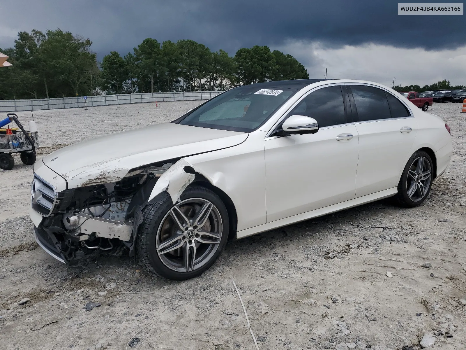 2019 Mercedes-Benz E 300 VIN: WDDZF4JB4KA663166 Lot: 65203934