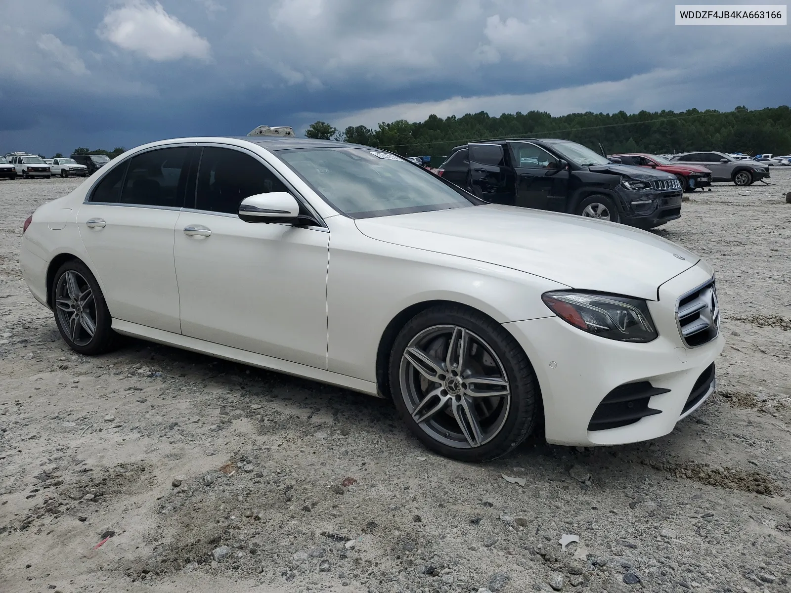 2019 Mercedes-Benz E 300 VIN: WDDZF4JB4KA663166 Lot: 65203934