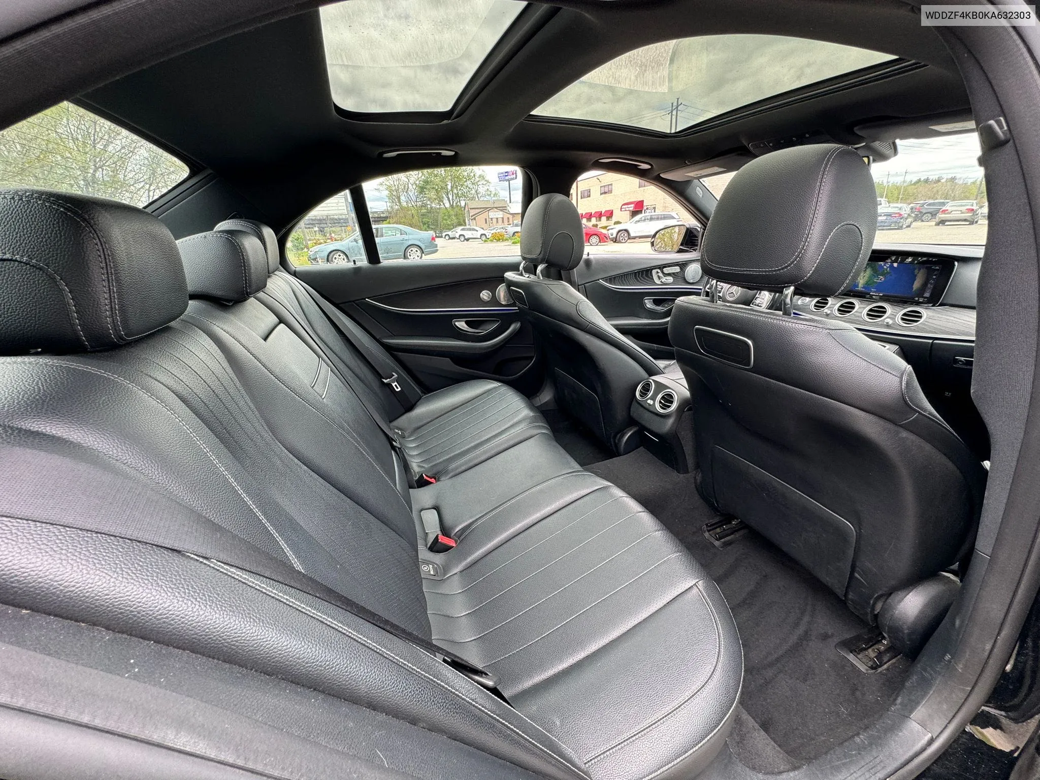 2019 Mercedes-Benz E 300 4Matic VIN: WDDZF4KB0KA632303 Lot: 69344834