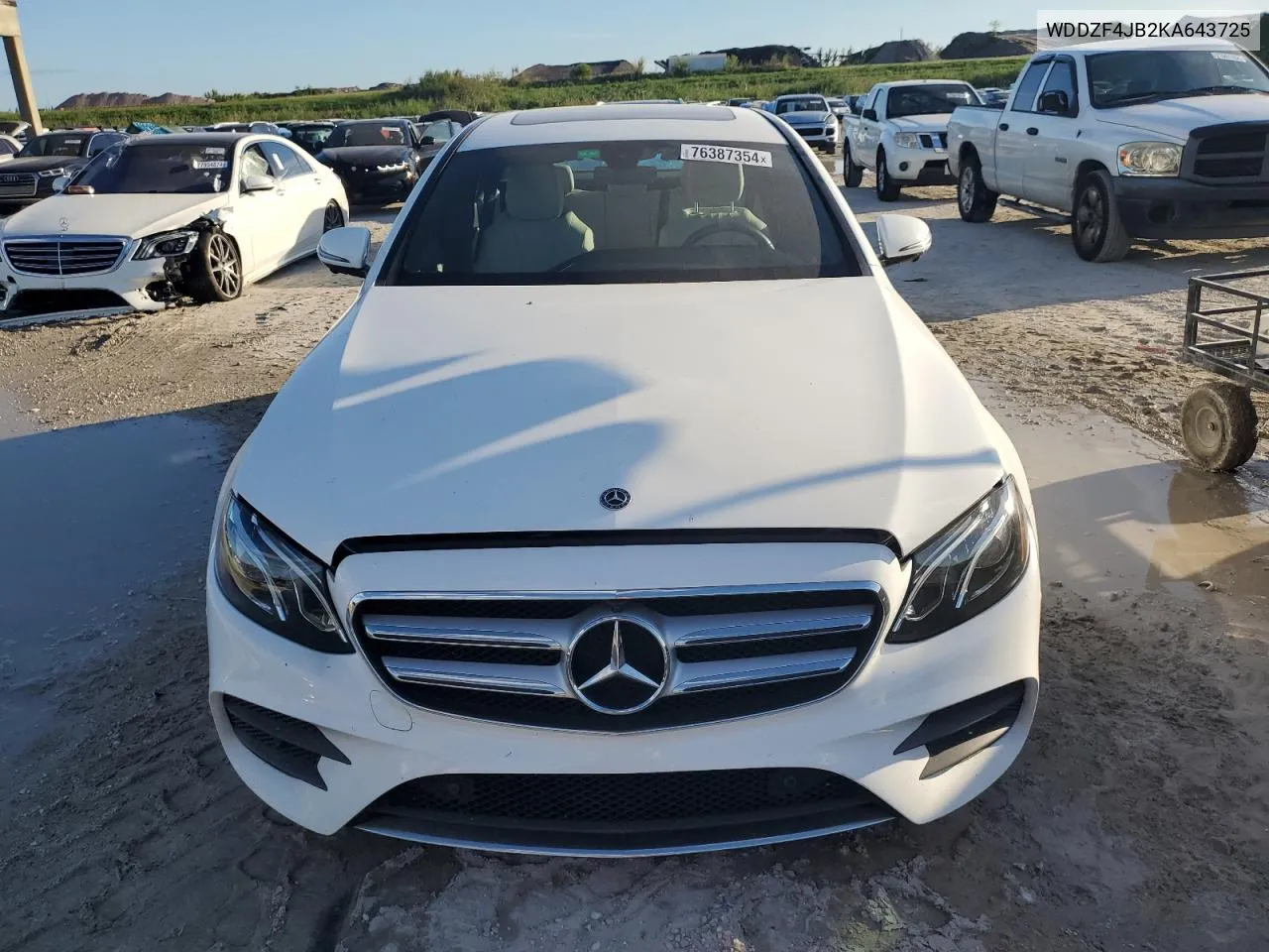 2019 Mercedes-Benz E 300 VIN: WDDZF4JB2KA643725 Lot: 76387354