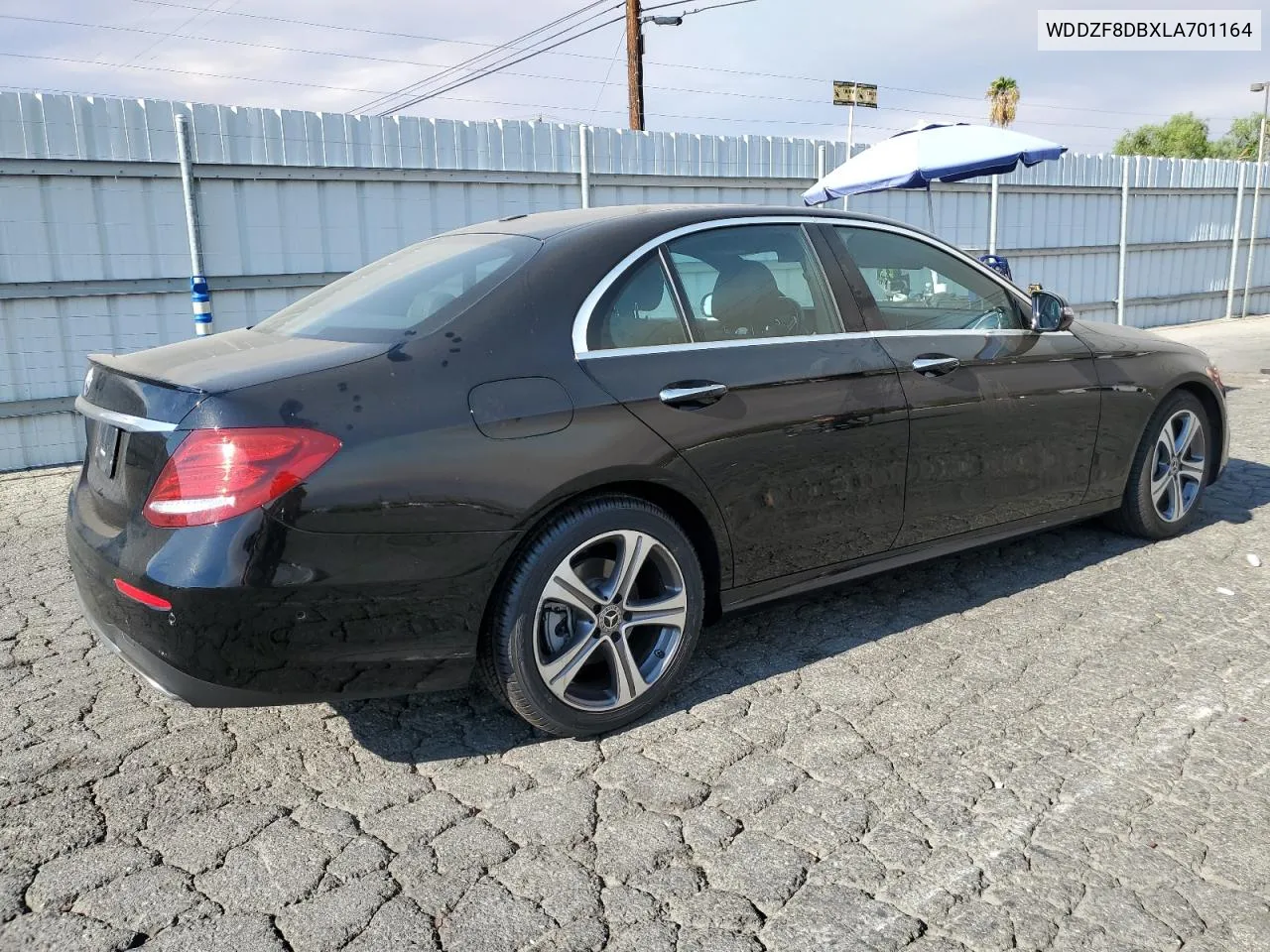 2020 Mercedes-Benz E 350 VIN: WDDZF8DBXLA701164 Lot: 71074374