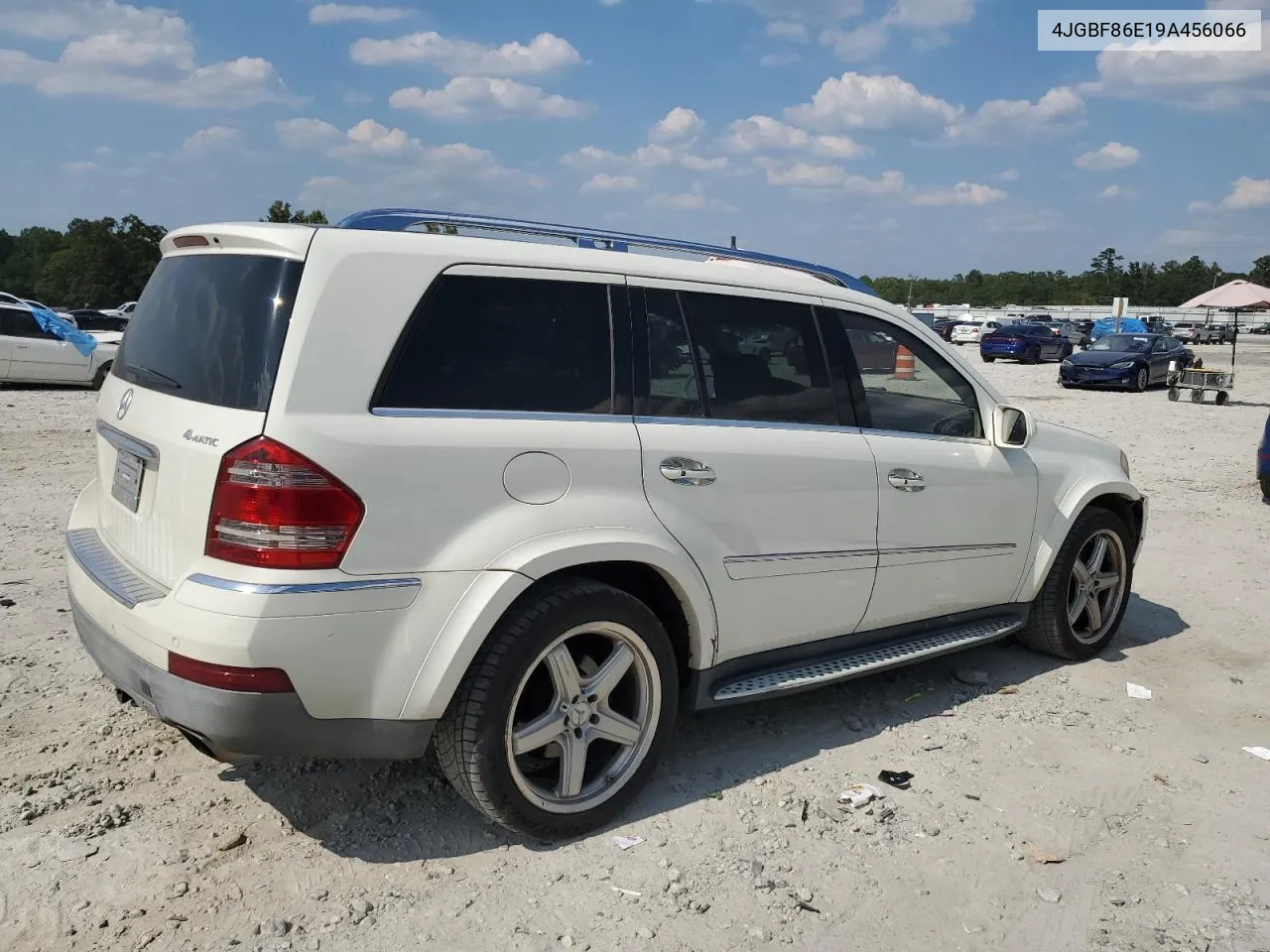 2009 Mercedes-Benz Gl 550 4Matic VIN: 4JGBF86E19A456066 Lot: 69309114