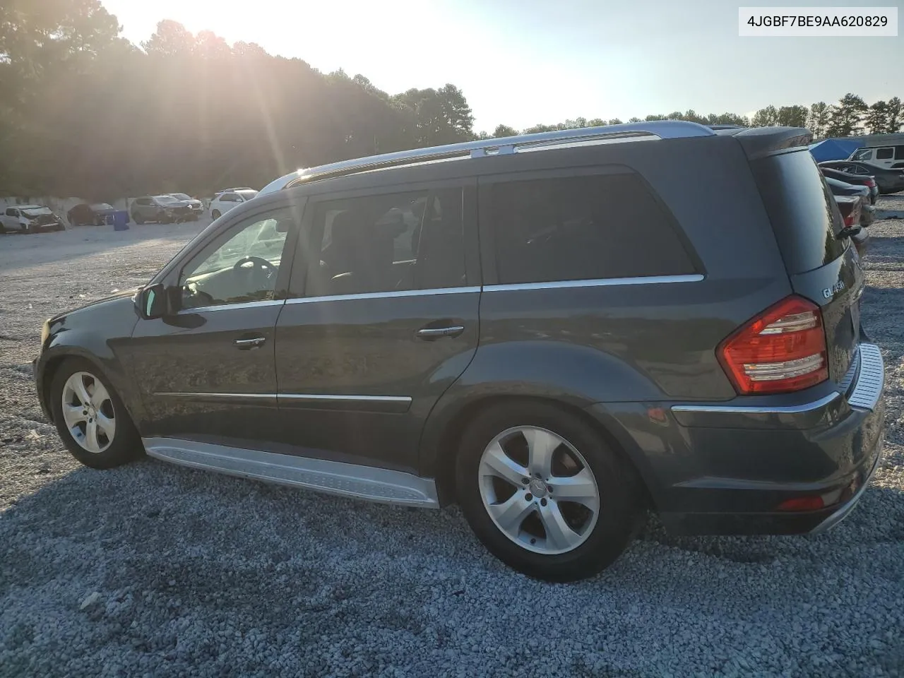 2010 Mercedes-Benz Gl 450 4Matic VIN: 4JGBF7BE9AA620829 Lot: 69792084