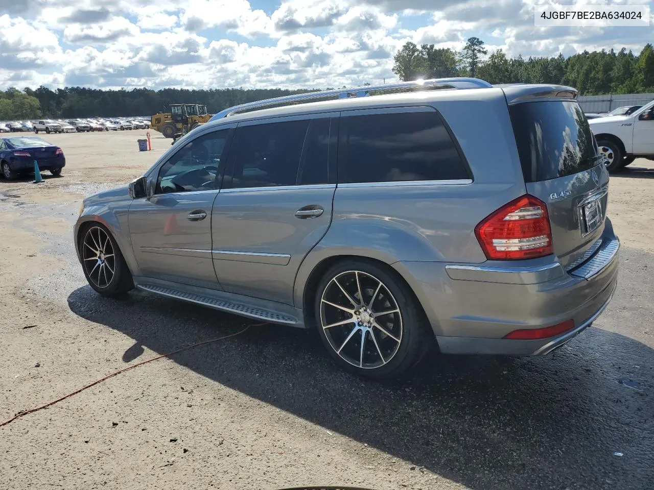 2011 Mercedes-Benz Gl 450 4Matic VIN: 4JGBF7BE2BA634024 Lot: 74003024