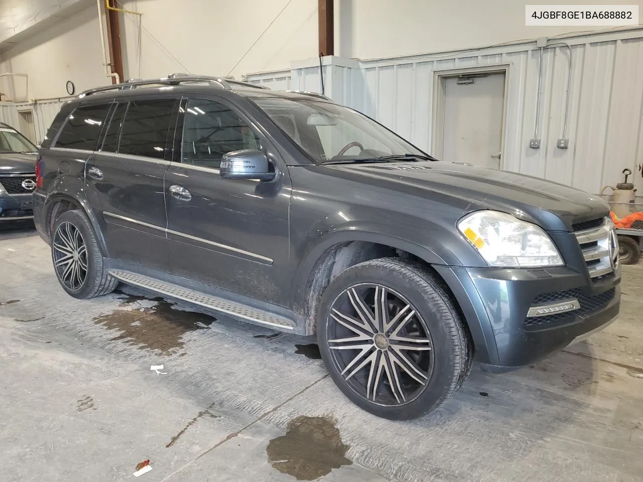 2011 Mercedes-Benz Gl 550 4Matic VIN: 4JGBF8GE1BA688882 Lot: 80223534