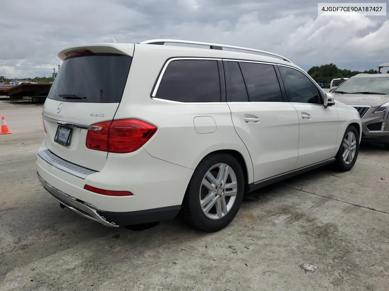 2013 Mercedes-Benz Gl 450 4Matic VIN: 4JGDF7CE9DA187427 Lot: 74105734