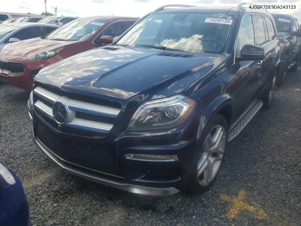 2013 Mercedes-Benz Gl 550 4Matic VIN: 4JGDF7DE9DA243123 Lot: 74245134