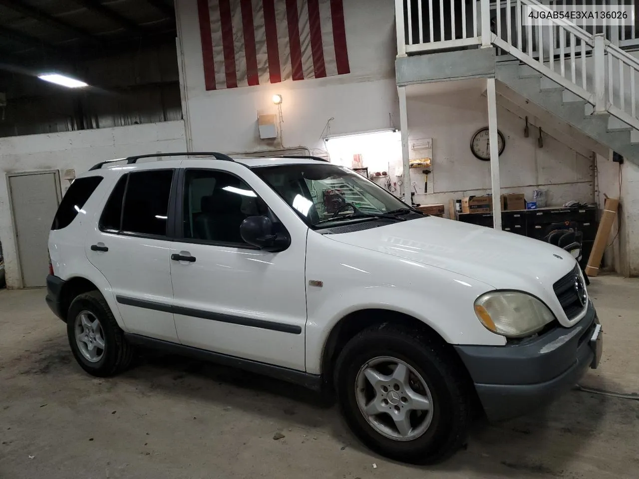 1999 Mercedes-Benz Ml 320 VIN: 4JGAB54E3XA136026 Lot: 80469384